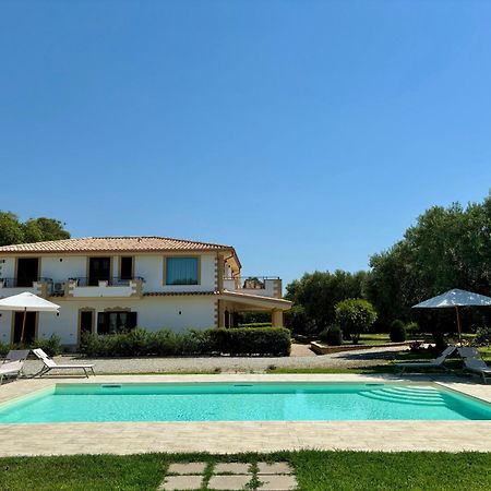 レ・カステッラ Relais Ruggiero Bed & Breakfast エクステリア 写真