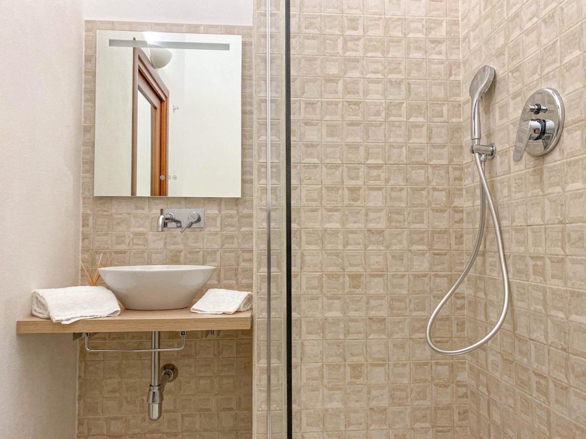 レ・カステッラ Relais Ruggiero Bed & Breakfast エクステリア 写真