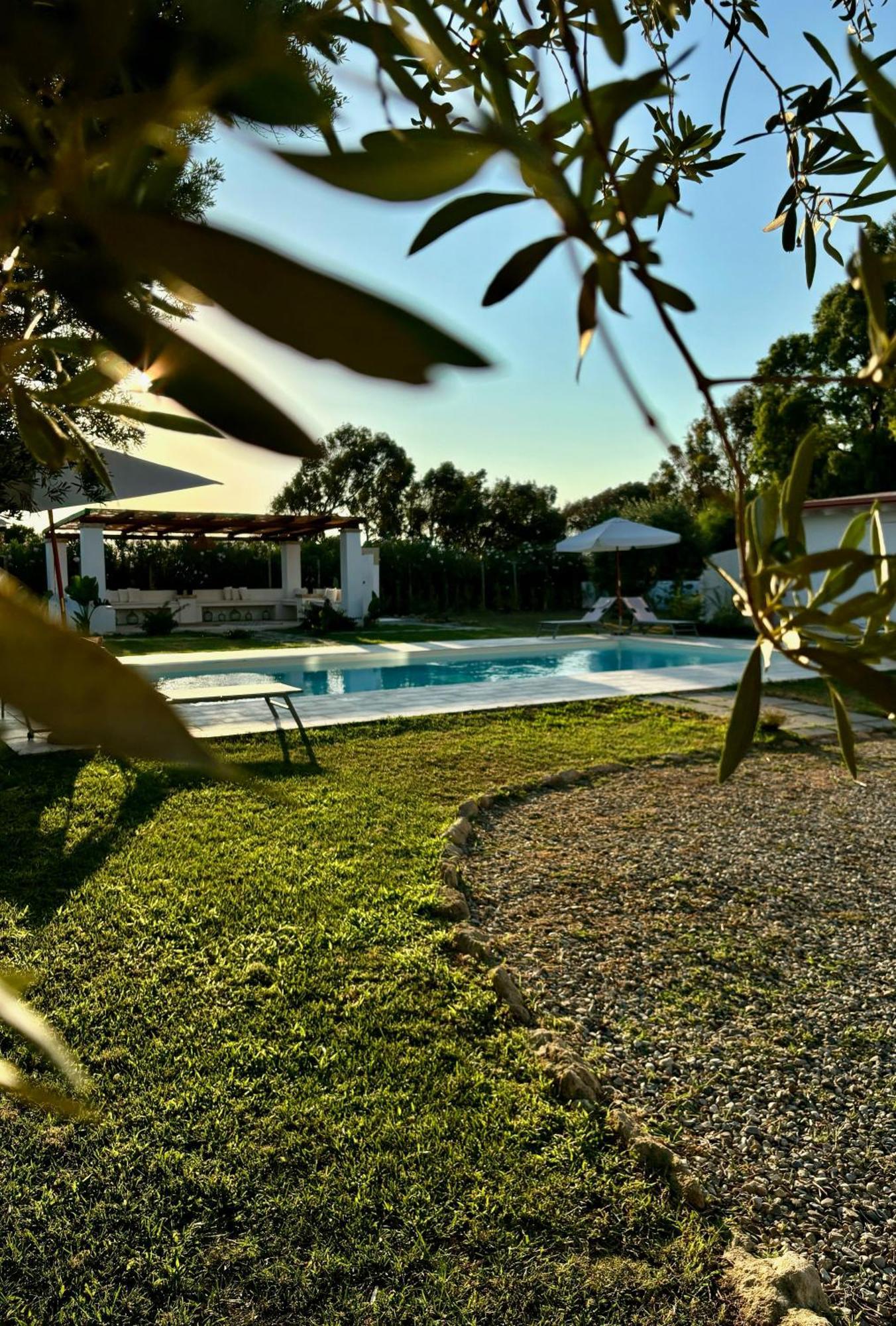 レ・カステッラ Relais Ruggiero Bed & Breakfast エクステリア 写真